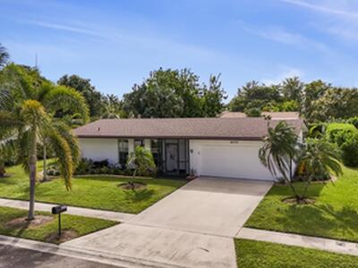 6372 Sleepy Willow Way, Delray Beach, FL 33484