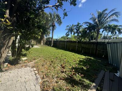 8817 Dania Drive, Palm Beach Gardens, FL 33410