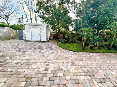 2594 W End Road, West Palm Beach, FL 33406