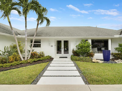 346 Country Club Drive, Tequesta, FL 33469