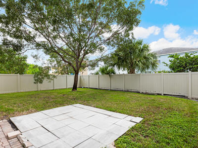 9038 Dupont Place, Wellington, FL 33414