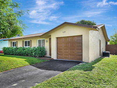 628 SW 3rd Avenue, Boynton Beach, FL 33426