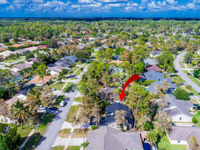 916 Daffodil Drive, Wellington, FL 33414