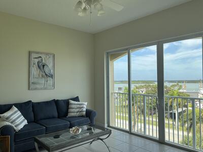 38 Harbour Isle Drive E, Fort Pierce, FL 34949