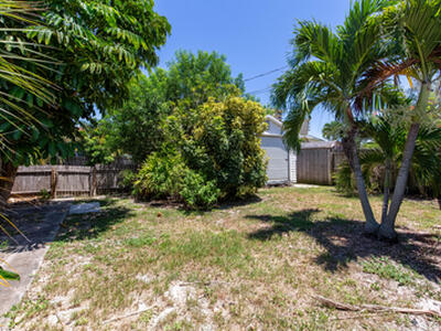 1811 Gulfstream Avenue, Fort Pierce, FL 34949