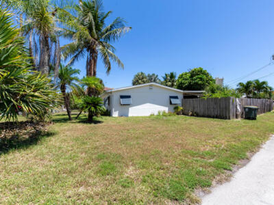 1811 Gulfstream Avenue, Fort Pierce, FL 34949