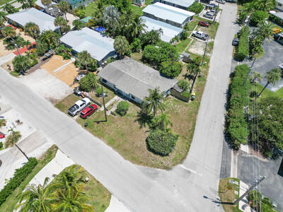 1811 Gulfstream Avenue, Fort Pierce, FL 34949