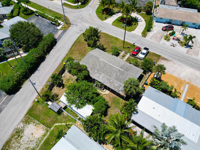 1811 Gulfstream Avenue, Fort Pierce, FL 34949