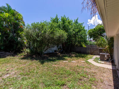 1811 Gulfstream Avenue, Fort Pierce, FL 34949