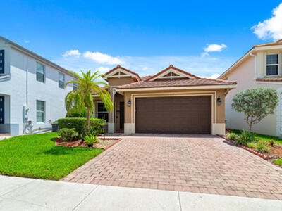 132 Belle Grove Lane, Royal Palm Beach, FL 33411