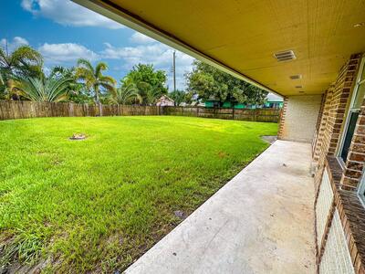 2682 Hinda Road, West Palm Beach, FL 33403