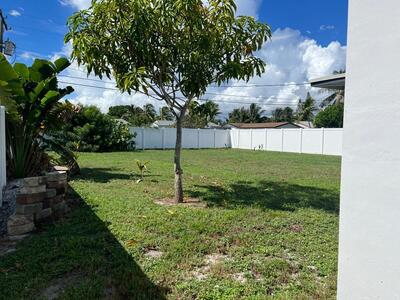 226 SE 23rd Avenue, Boynton Beach, FL 33435