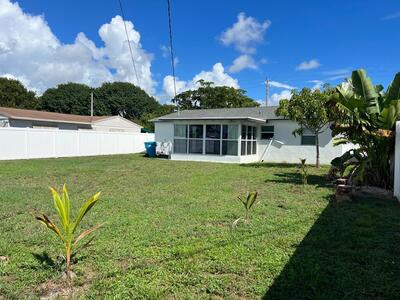 226 SE 23rd Avenue SE, Boynton Beach, FL 33435